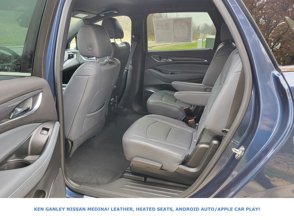 Used 2023 Buick Enclave Essence image 41