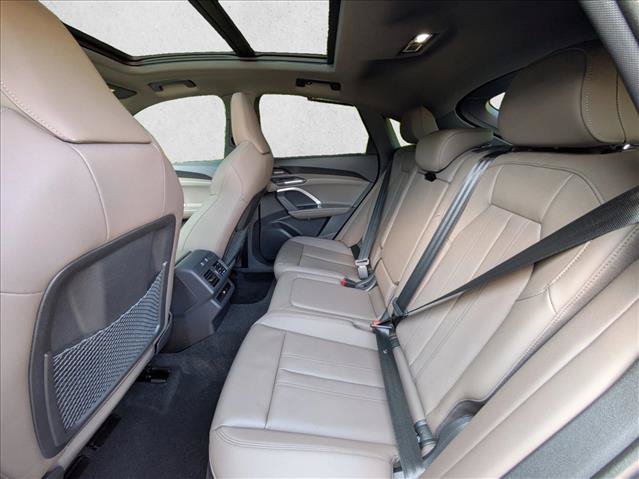 Used 2025 Audi Q5 Premium Plus w/ Premium Plus AWD/4WD image 18
