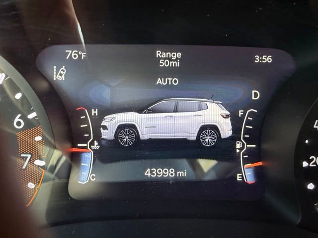 Used 2025 Jeep Compass Limited AWD/4WD image 8