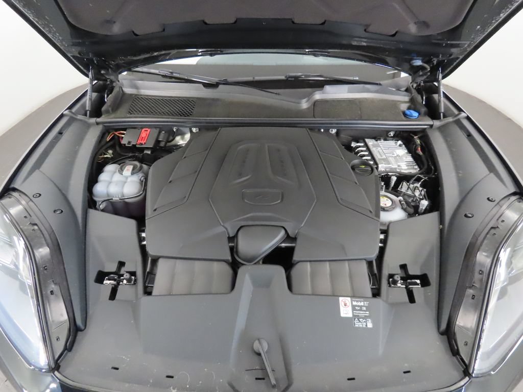 Certified 2026 Porsche Cayenne E-Hybrid AWD/4WD image 52