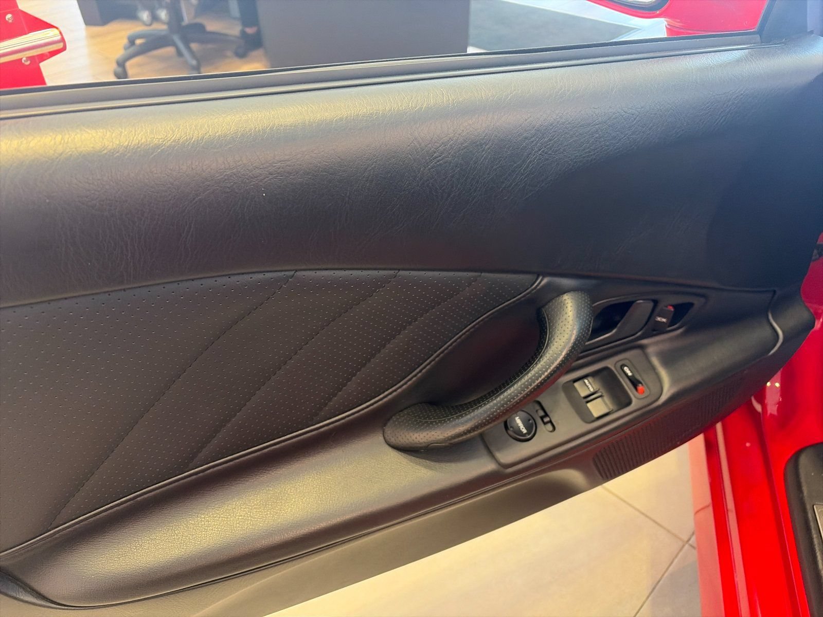 Used 2000 Honda S2000 image 13