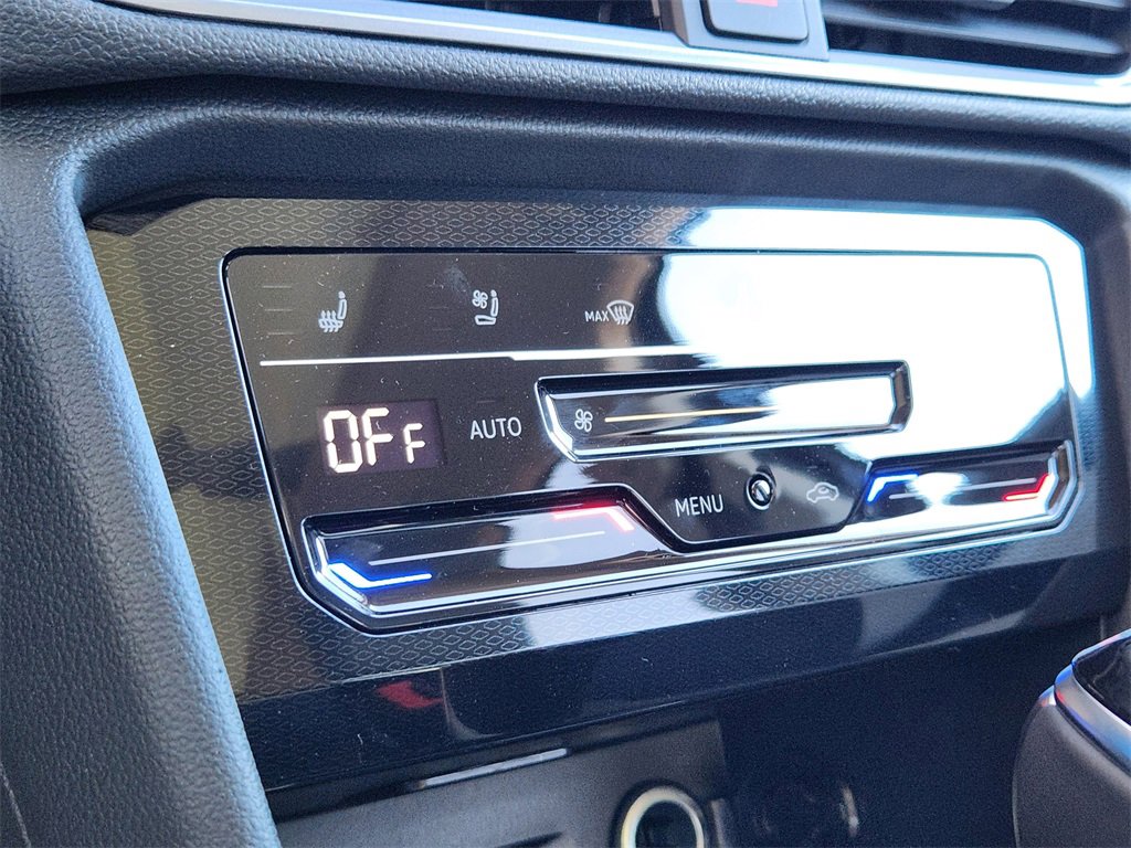 New 2026 Volkswagen Taos SEL image 13