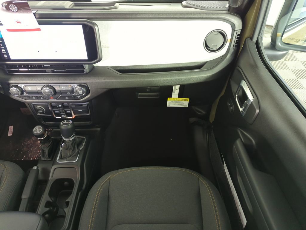 New 2026 Jeep Gladiator Sport AWD/4WD image 16