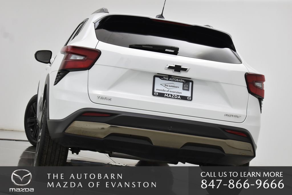 Used 2025 Chevrolet Trax ACTIV w/ Sunroof Package image 9