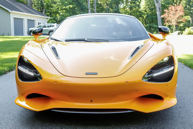 Used 2026 McLaren 750S Spider RWD image 13