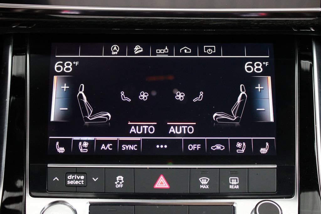 Used 2019 Audi Q8 Premium Plus w/ Premium Plus AWD/4WD image 35