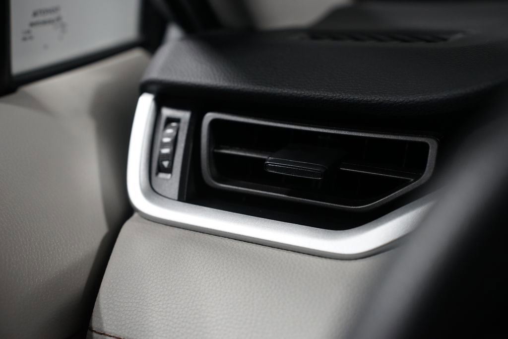 Certified 2024 Toyota RAV4 XLE image 25