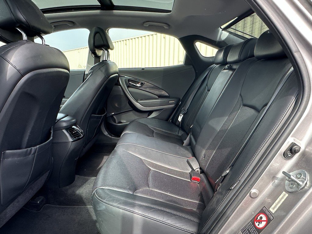 Used 2012 Hyundai Azera w/ Technology Pkg image 10