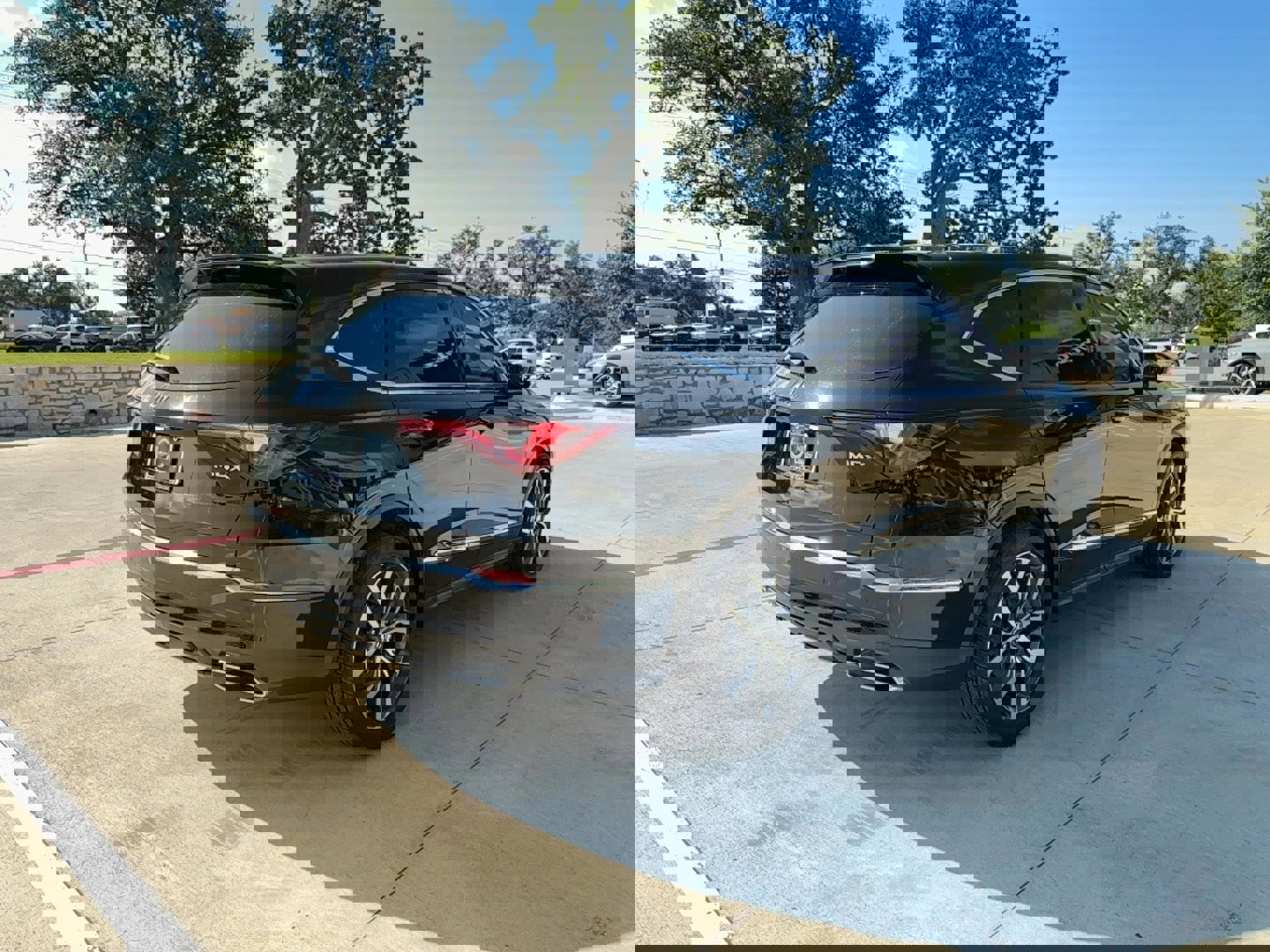 Used 2024 Acura MDX FWD w/ Technology Package image 6