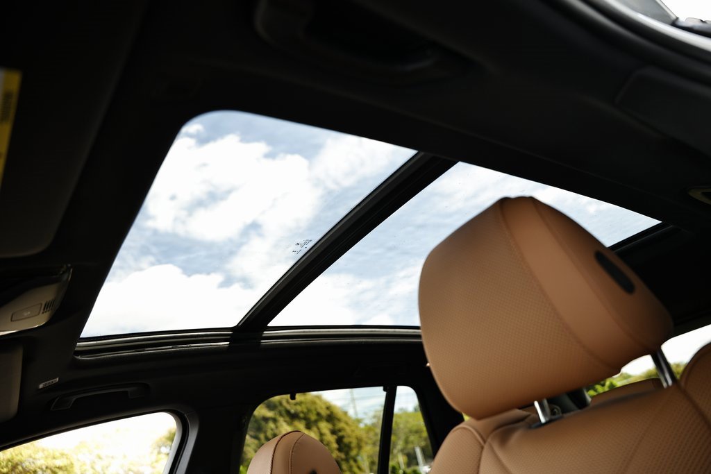New 2026 BMW X5 xDrive40i w/ M Sport Package image 17