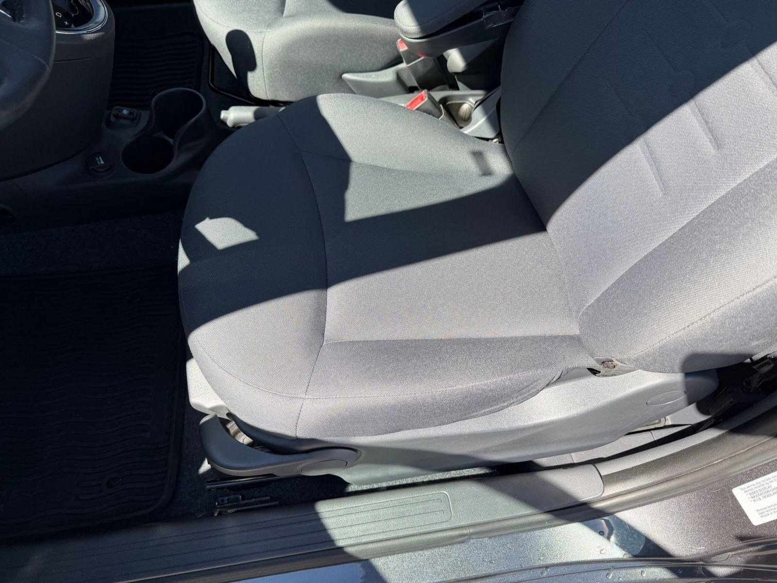 Used 2015 FIAT 500 Pop image 13