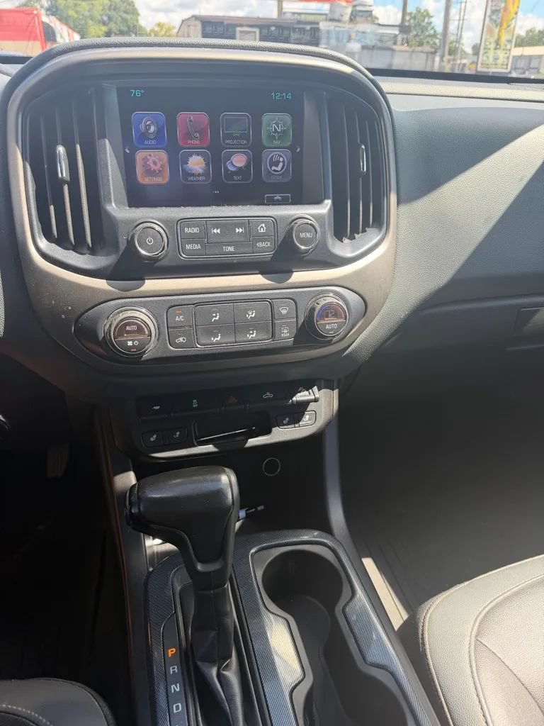 Used 2017 Chevrolet Colorado Z71 w/ Z71 Midnight Edition AWD/4WD image 14