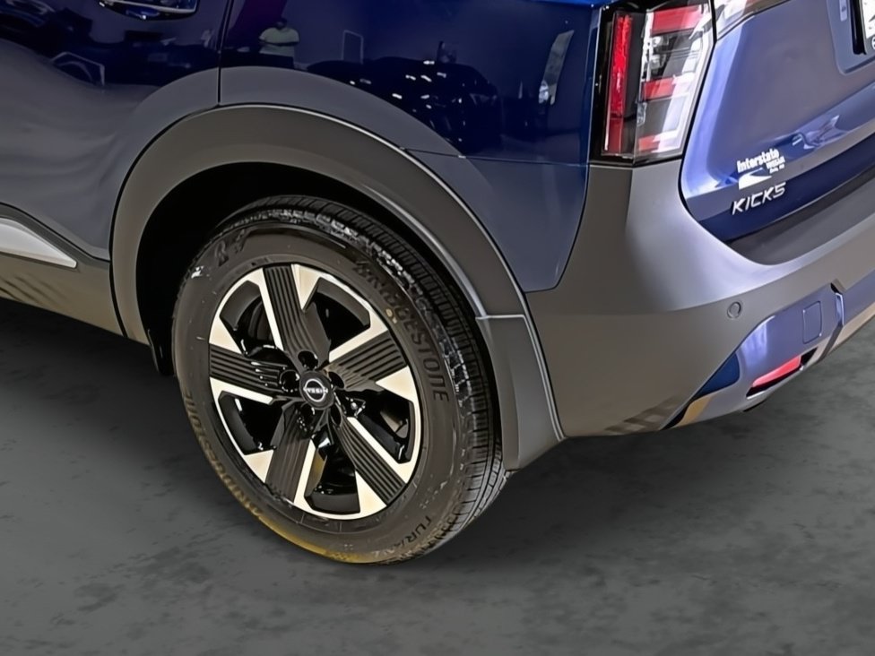 New 2026 Nissan Kicks SV w/ SV Premium Package AWD/4WD image 11