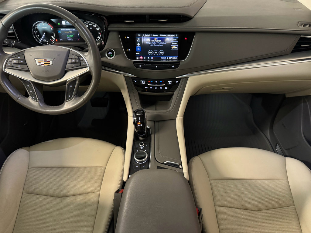 Used 2021 Cadillac XT5 Premium Luxury FWD image 16
