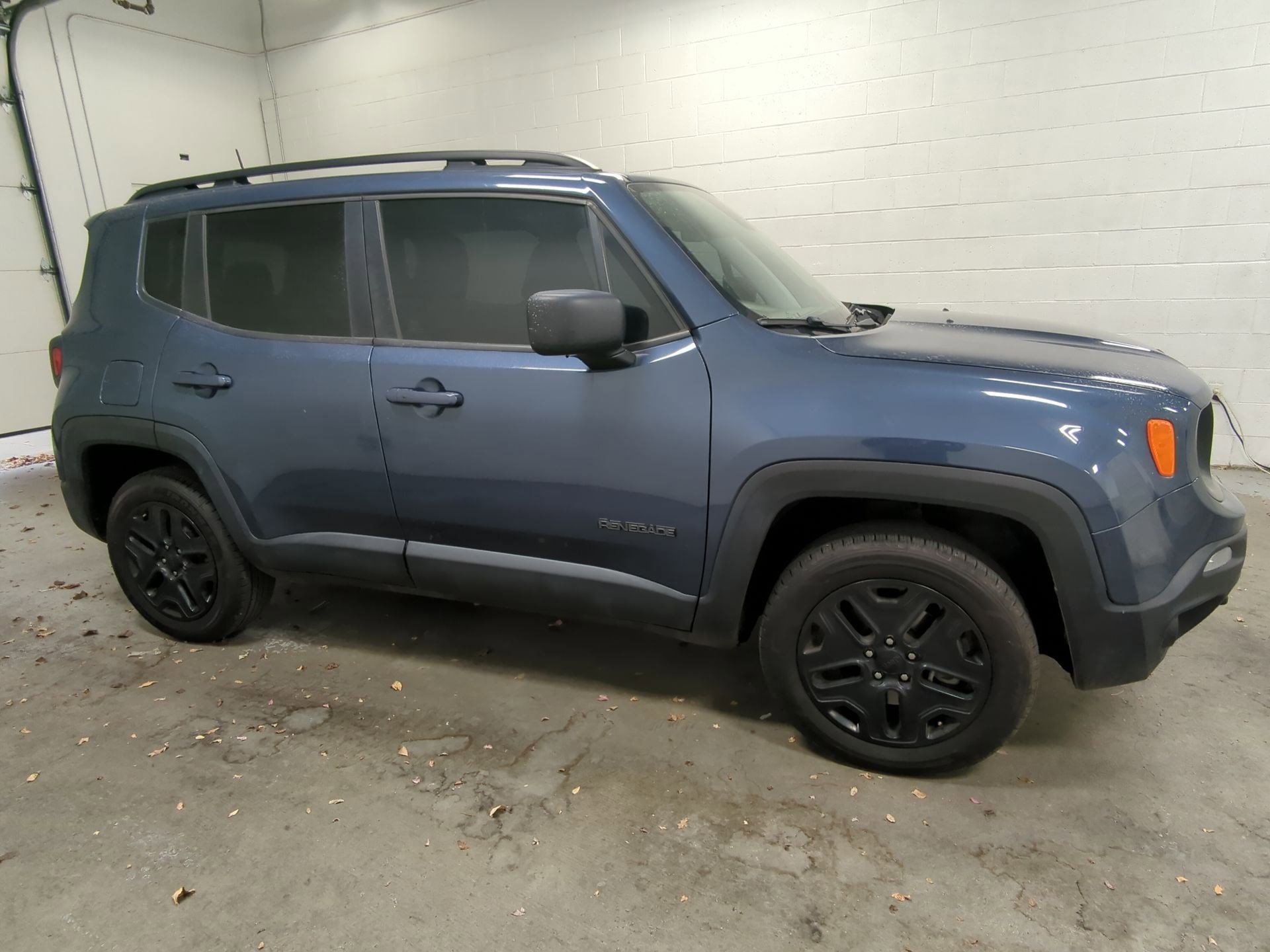 Used 2020 Jeep Renegade Sport image 2