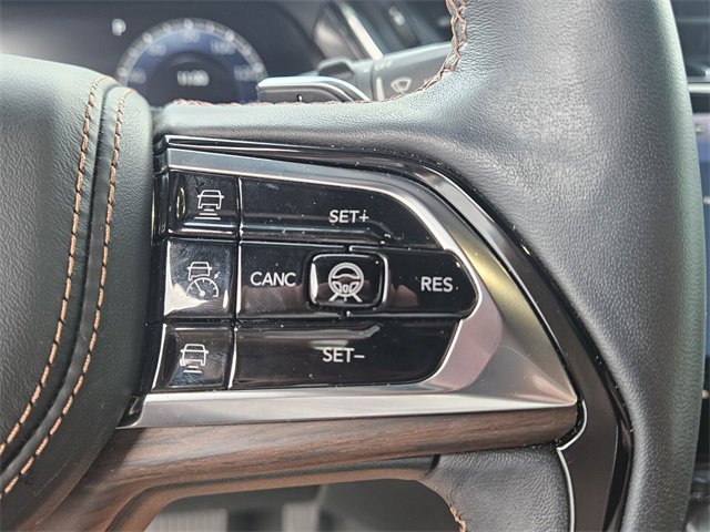 Used 2023 Jeep Grand Cherokee Summit w/ Adv Protech Group IV image 27