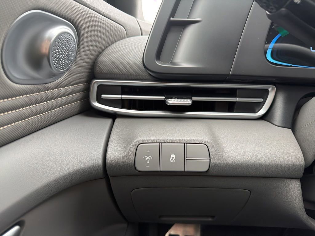 New 2026 Hyundai Elantra Sport image 27