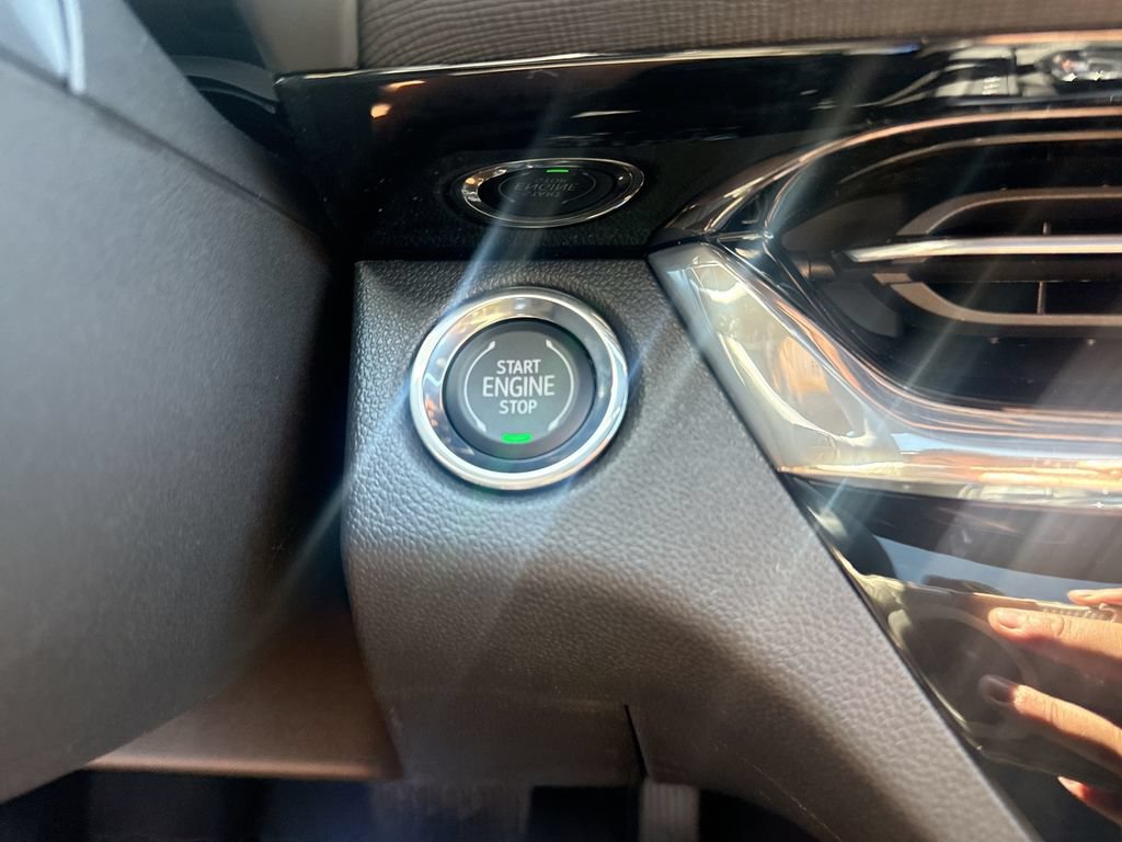 New 2026 Buick Envista Sport Touring w/ Convenience I Package FWD image 16
