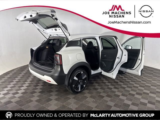 Used 2025 Nissan Kicks SR image 14