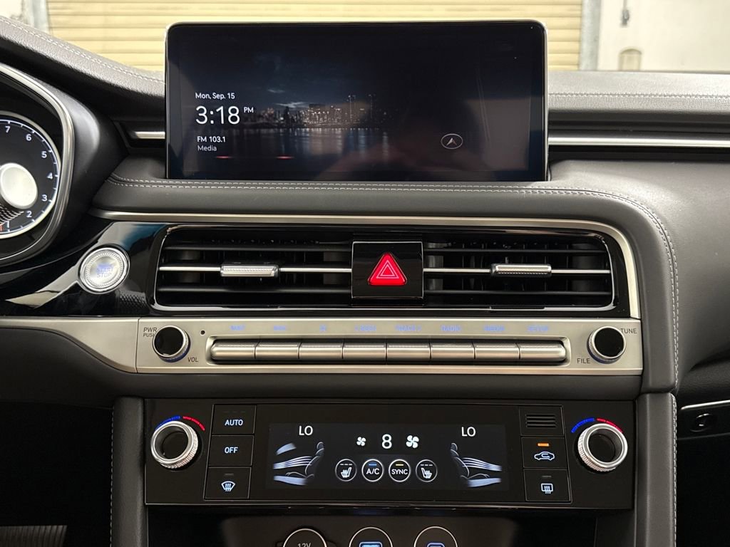 New 2025 Genesis G70 2.5T image 18