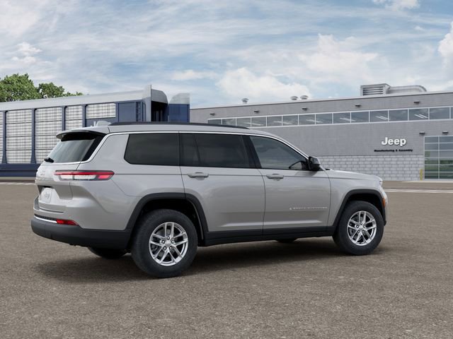 New 2026 Jeep Grand Cherokee L Laredo image 10