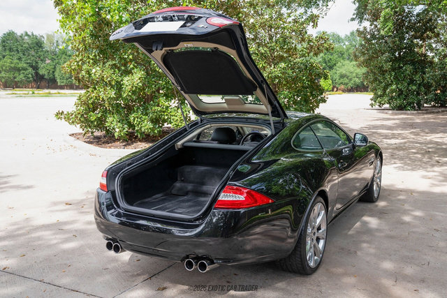 Used 2013 Jaguar XKR R RWD image 20