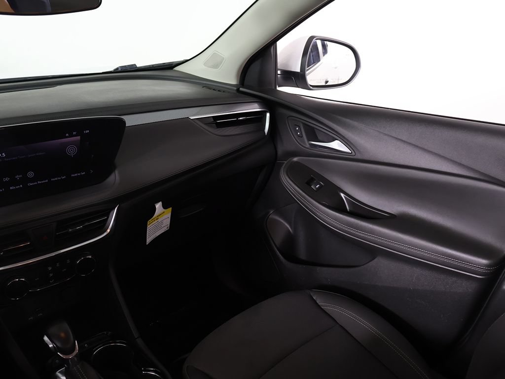 Used 2024 Buick Encore GX Preferred FWD image 33