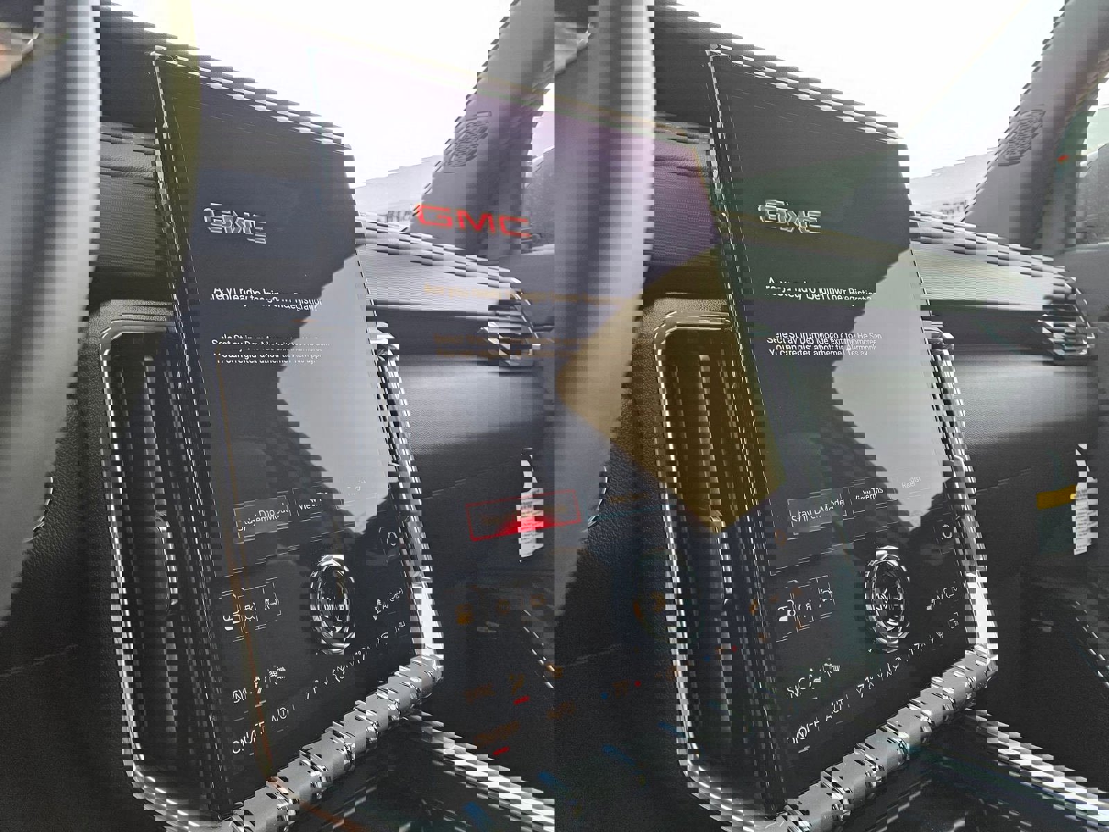 New 2026 GMC Acadia Elevation image 15