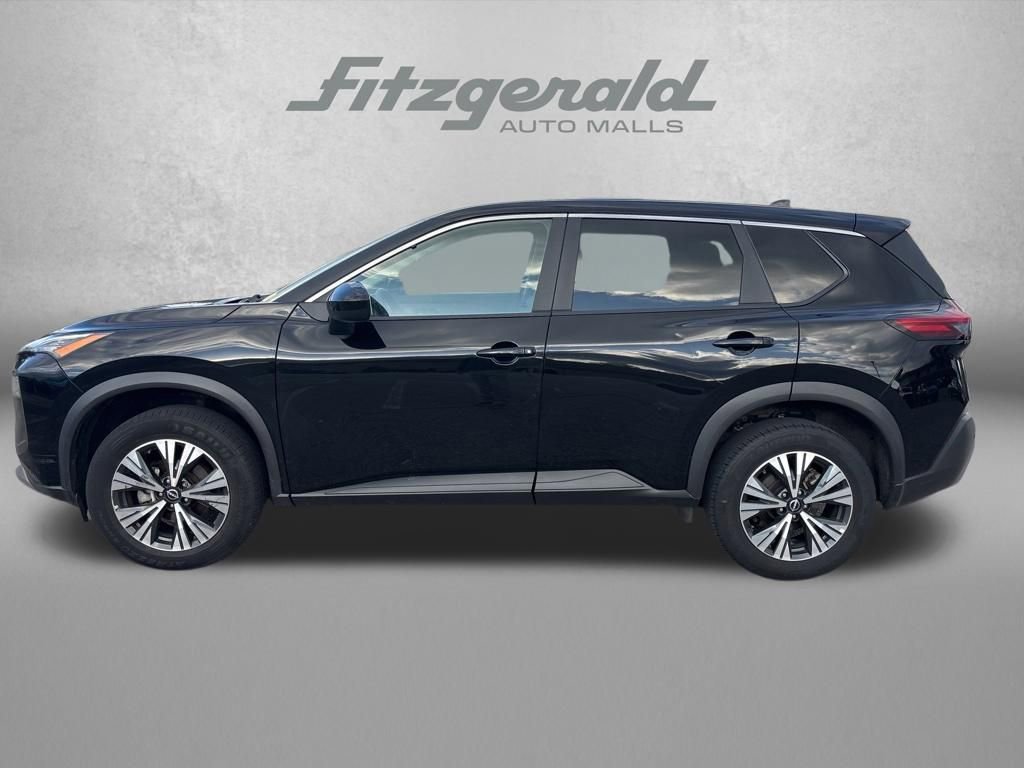 Used 2023 Nissan Rogue SV AWD/4WD image 2