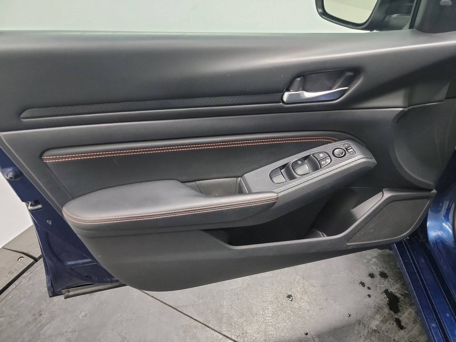 Used 2020 Nissan Altima 2.5 SR w/ Premium Package image 13