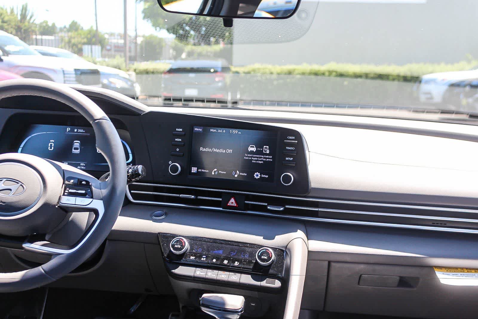 Certified 2026 Hyundai Elantra Sport FWD image 17