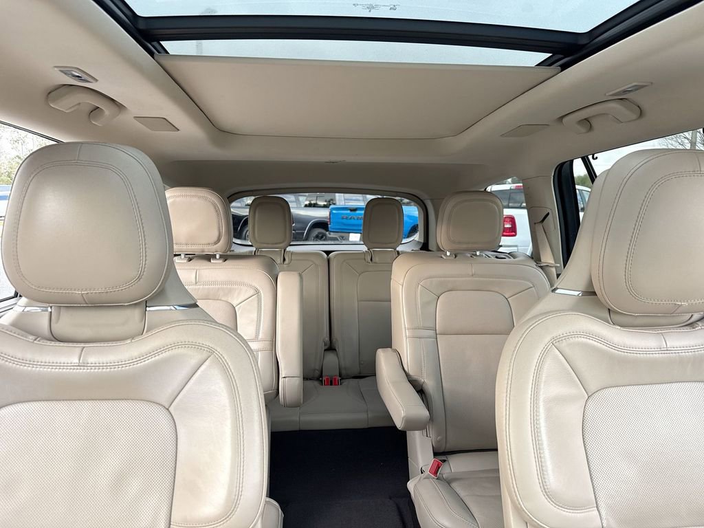 Used 2022 Lincoln Aviator Reserve w/ Equipment Group 201A image 26