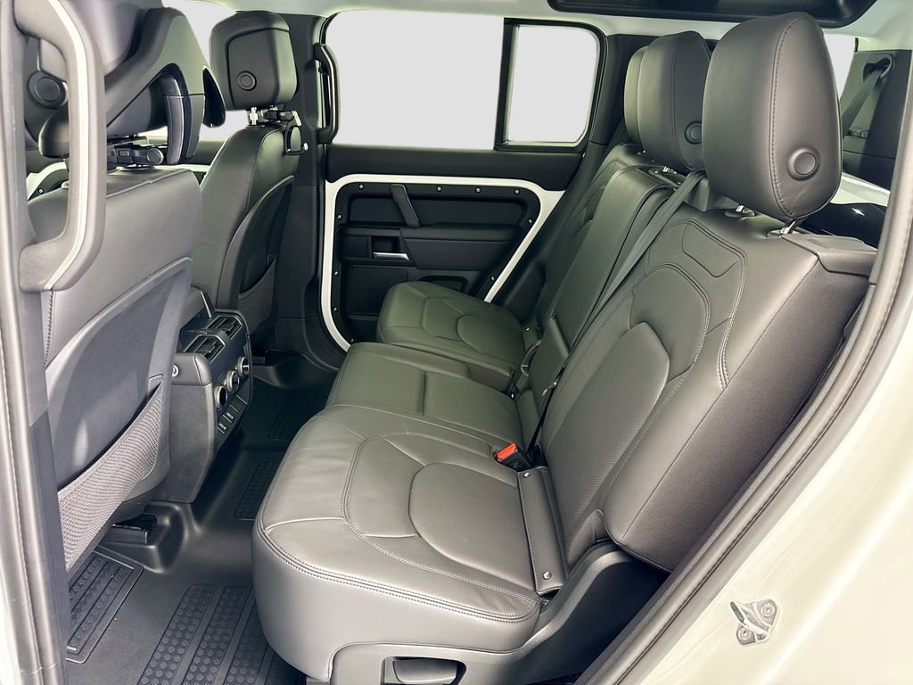 New 2026 Land Rover Defender 110 S AWD/4WD image 19