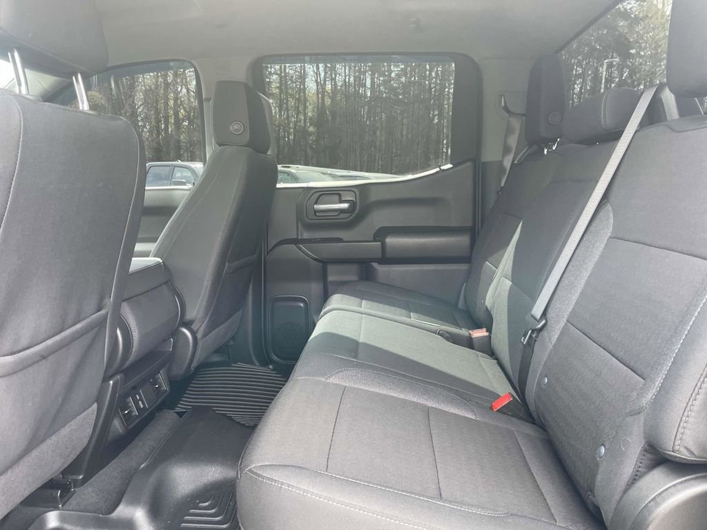 Used 2025 Chevrolet Silverado 1500 Custom image 20