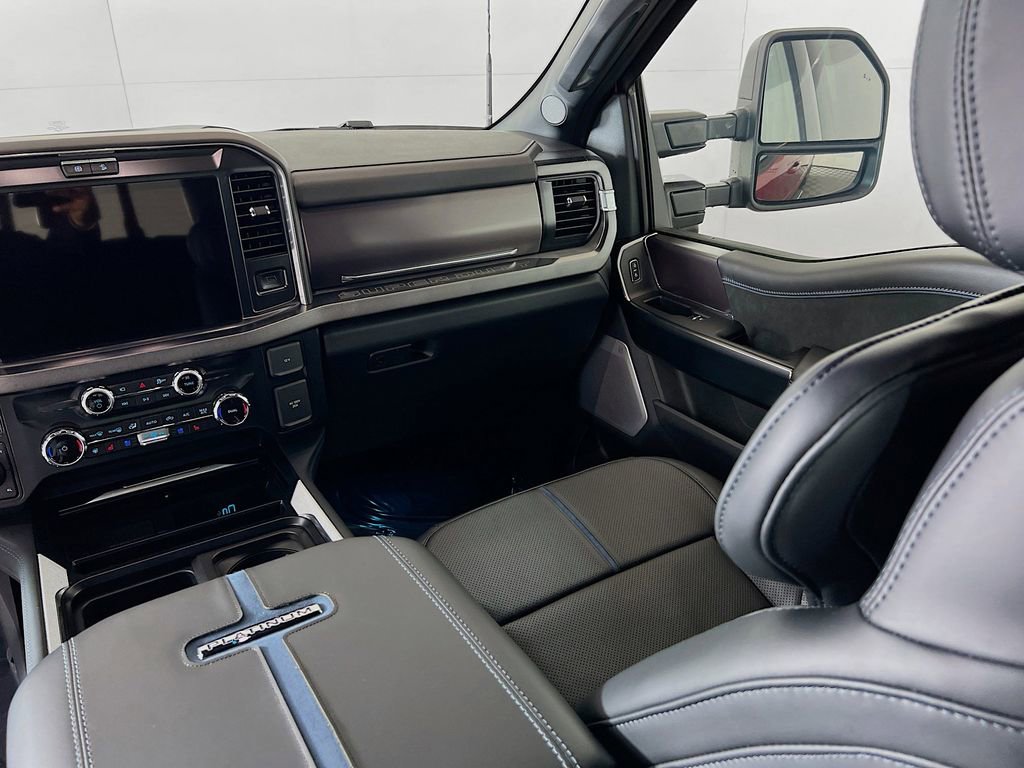 New 2026 Ford F350 Platinum w/ Tremor Off-Road Package image 27