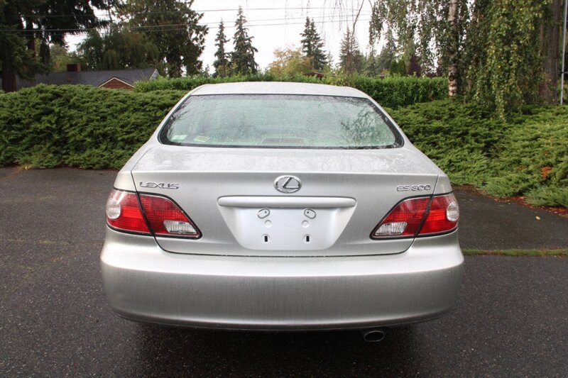 Used 2003 Lexus ES 330 w/ Premium Pkg FWD image 11