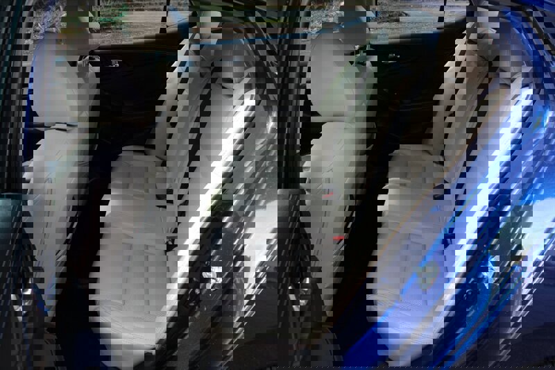 Used 2018 Nissan Maxima Platinum w/ Interior Lighting Package image 13