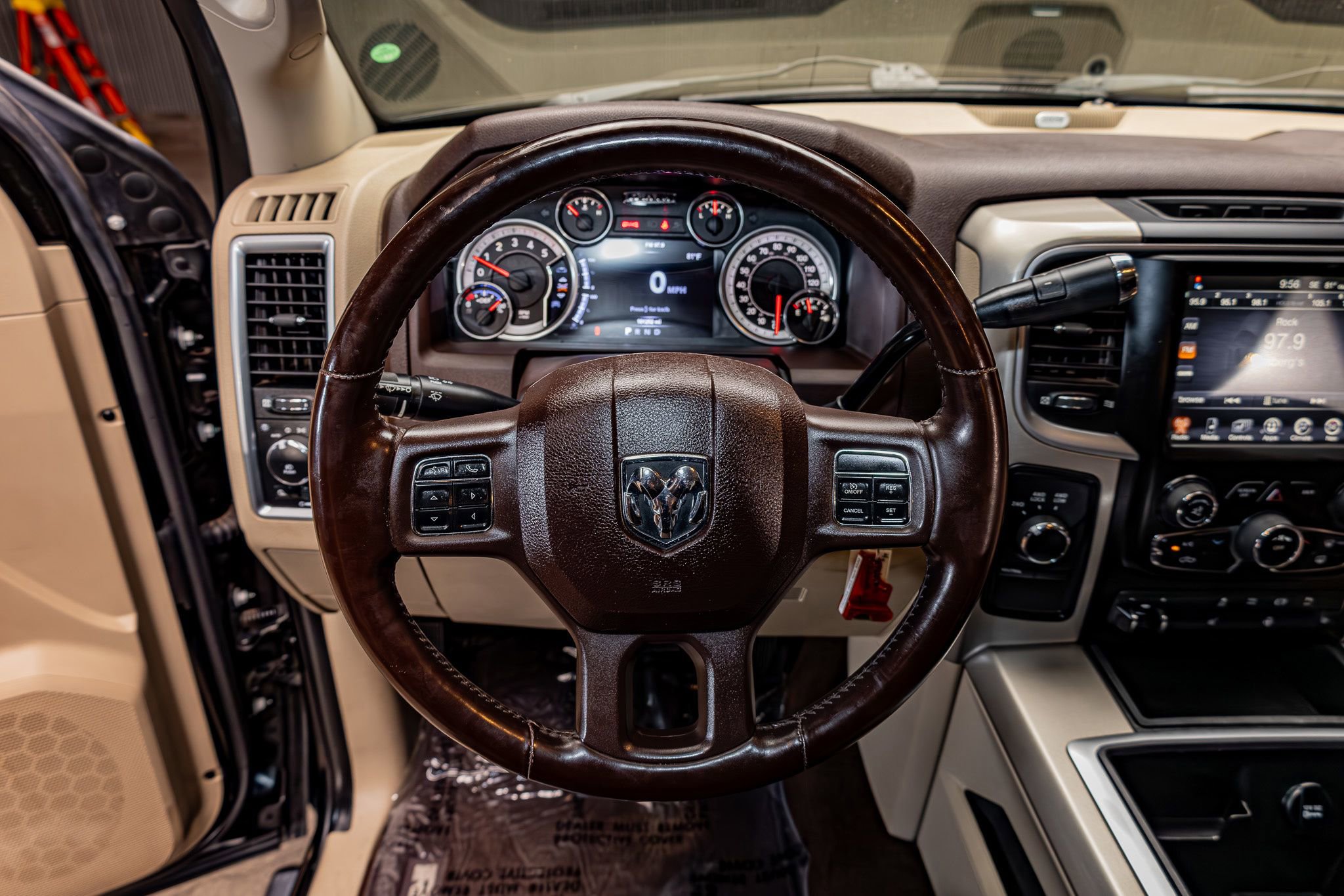 Used 2015 RAM 3500 Big Horn image 15