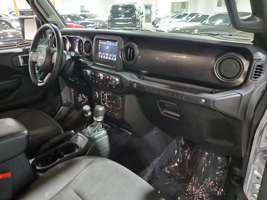 Used 2019 Jeep Wrangler Unlimited Sport AWD/4WD image 15