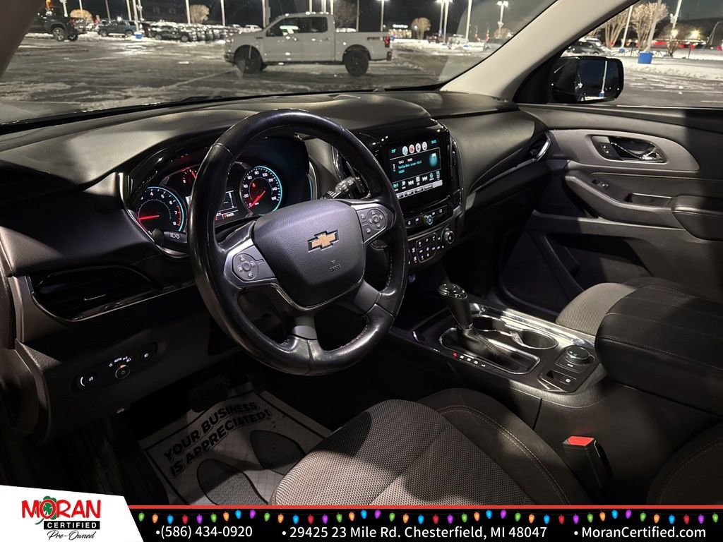 Used 2018 Chevrolet Traverse LT image 13