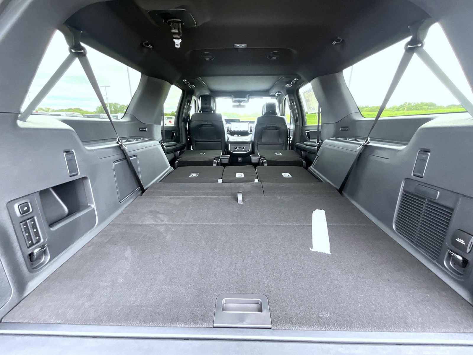 New 2027 Ford Expedition Max Platinum w/ Stealth Appearance Package AWD/4WD image 18