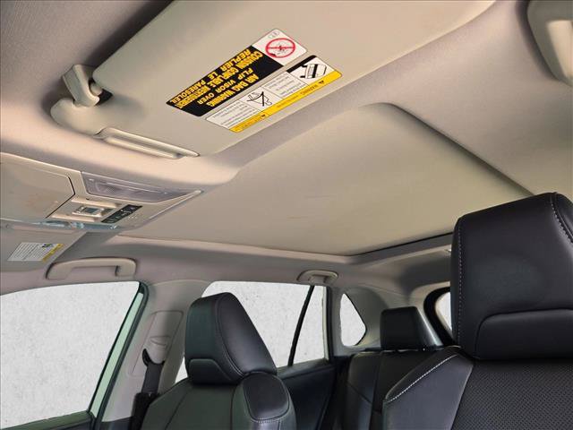 Used 2020 Toyota RAV4 Limited AWD/4WD image 16