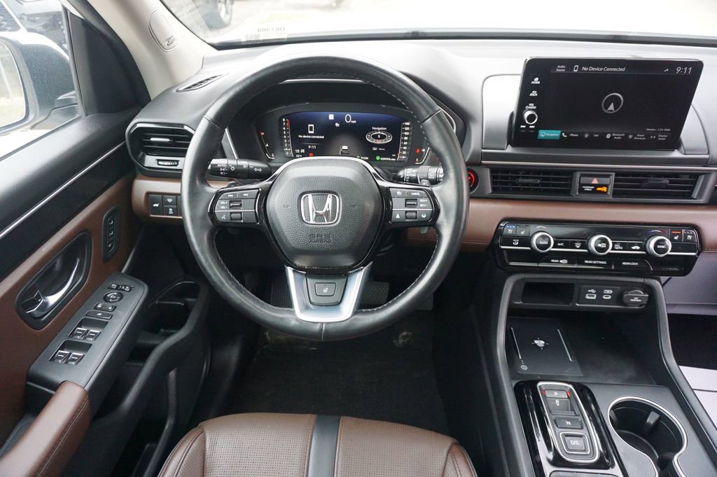 Used 2024 Honda Pilot Elite image 6