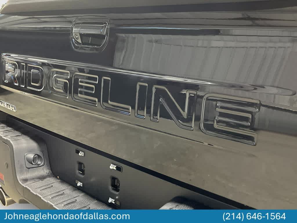 New 2026 Honda Ridgeline Black Edition image 9