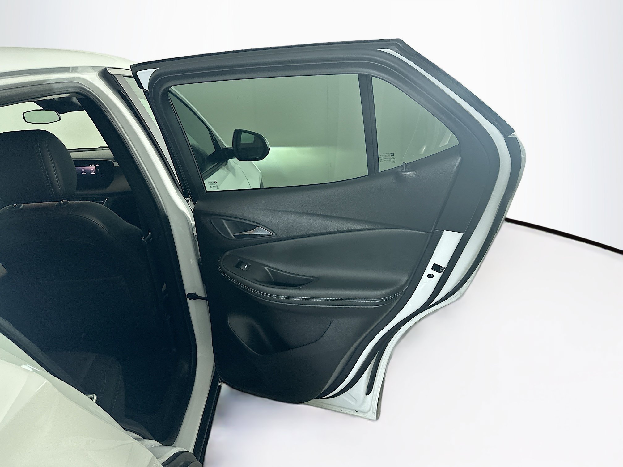 Used 2025 Buick Encore GX Preferred FWD image 31