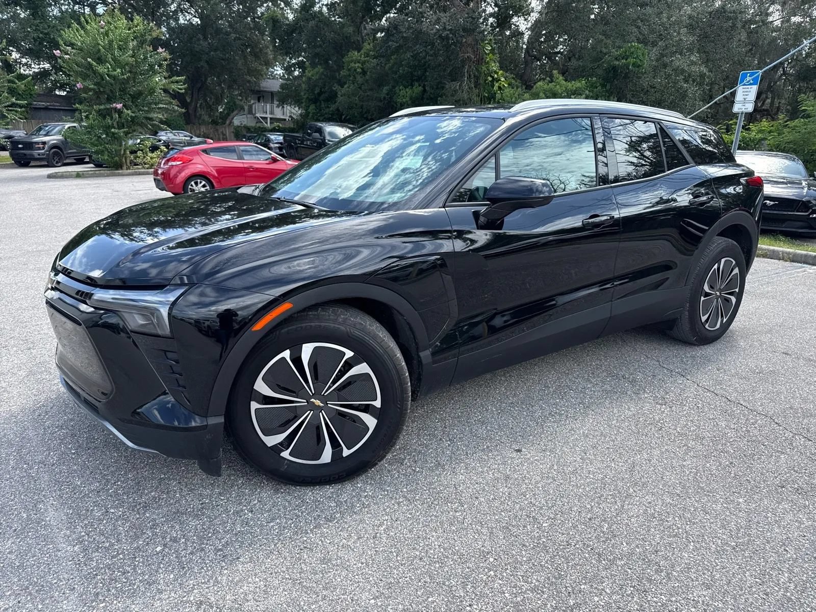 Used 2024 Chevrolet Blazer EV LT AWD/4WD image 3