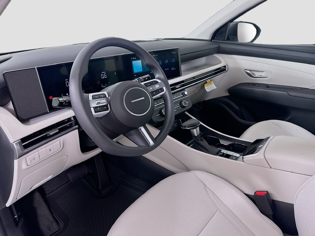 New 2026 Hyundai Tucson SE FWD image 9