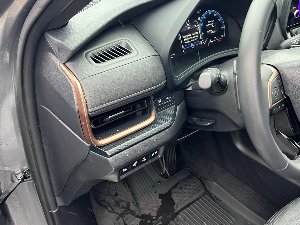 Certified 2025 Toyota Grand Highlander AWD Hybrid image 12