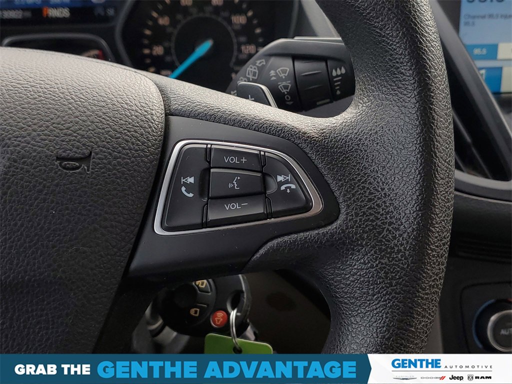 Used 2017 Ford Escape SE w/ Equipment Group 201A image 16