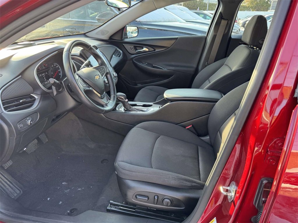 Used 2021 Chevrolet Malibu RS image 13
